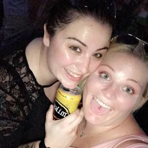 Meet your Posher, Ali